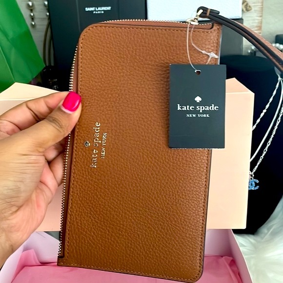 Kate Spade Wristlet Pebbled Leather - Picture 11 of 15